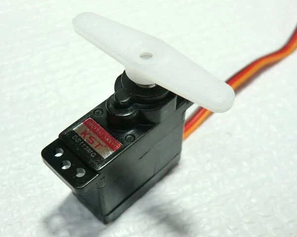 KST DS113MG Servo - 2.2Kg.cm 0.11s 12.0g 12mm 3 KST DS113MG Servo - 2.2Kg.cm 0.11s 12.0g 12mm - Image 3